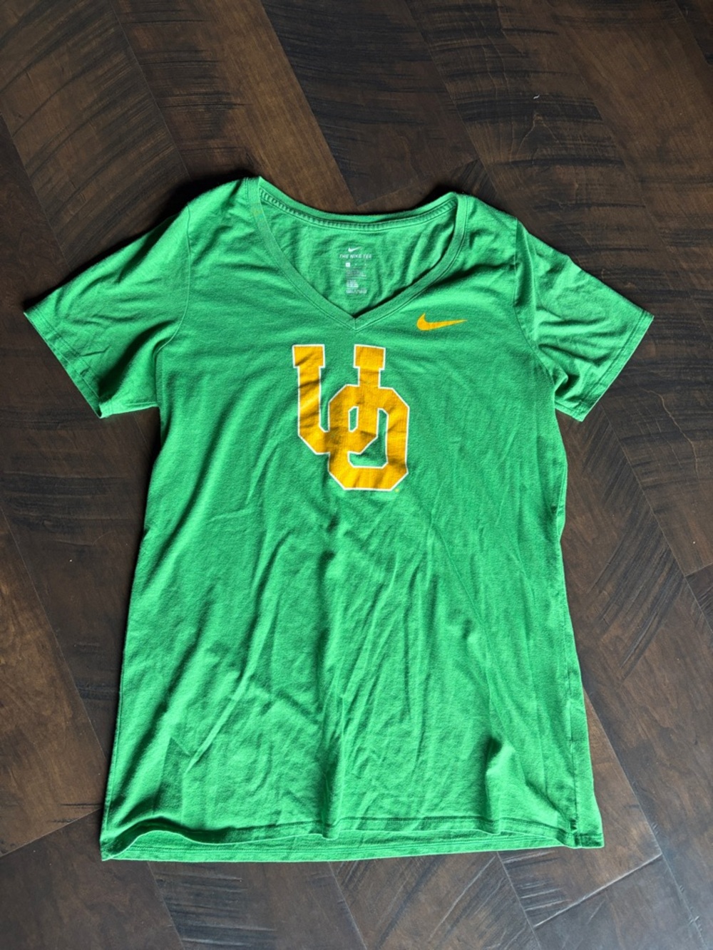 Nike Oregon Ducks V-Neck Tee with Yellow Logo